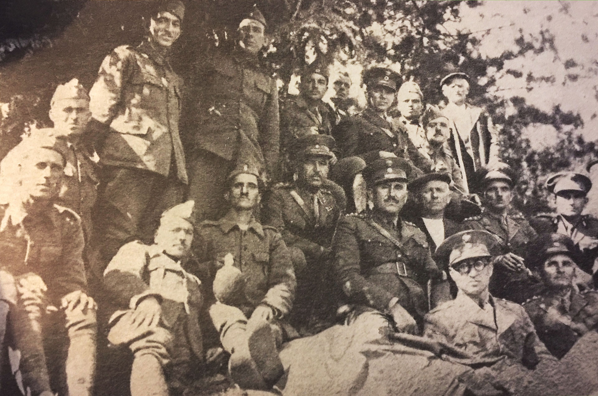 «Όταν έφεραν στο χωριό τον Δαβάκη, τραυματισμένο, πήγα στο σπίτι που τον είχαν, και ζήτησα να τον δω»-6