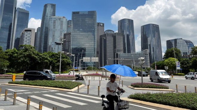 κίνα-μαζική-φυγή-ξένων-κεφαλαίων-λόγω-562734109