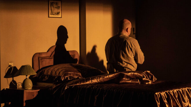 η-ζωή-δεν-είναι-αλλού-562737316