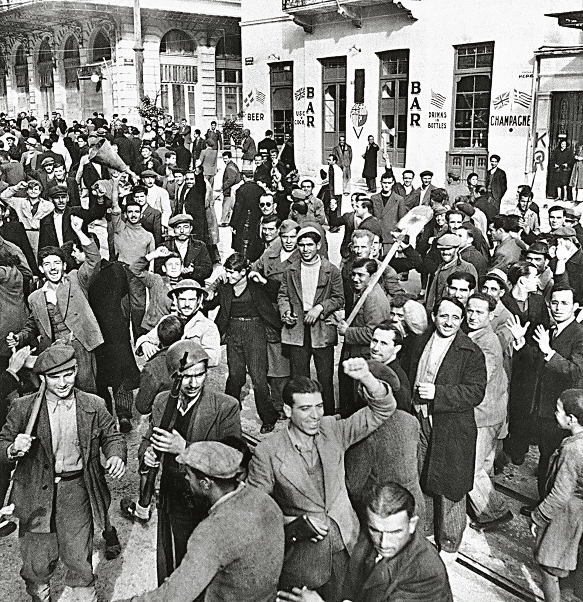 Επέτυχε ή απέτυχε το ΕΑΜ; Συνεντεύξεις στο BBC-8