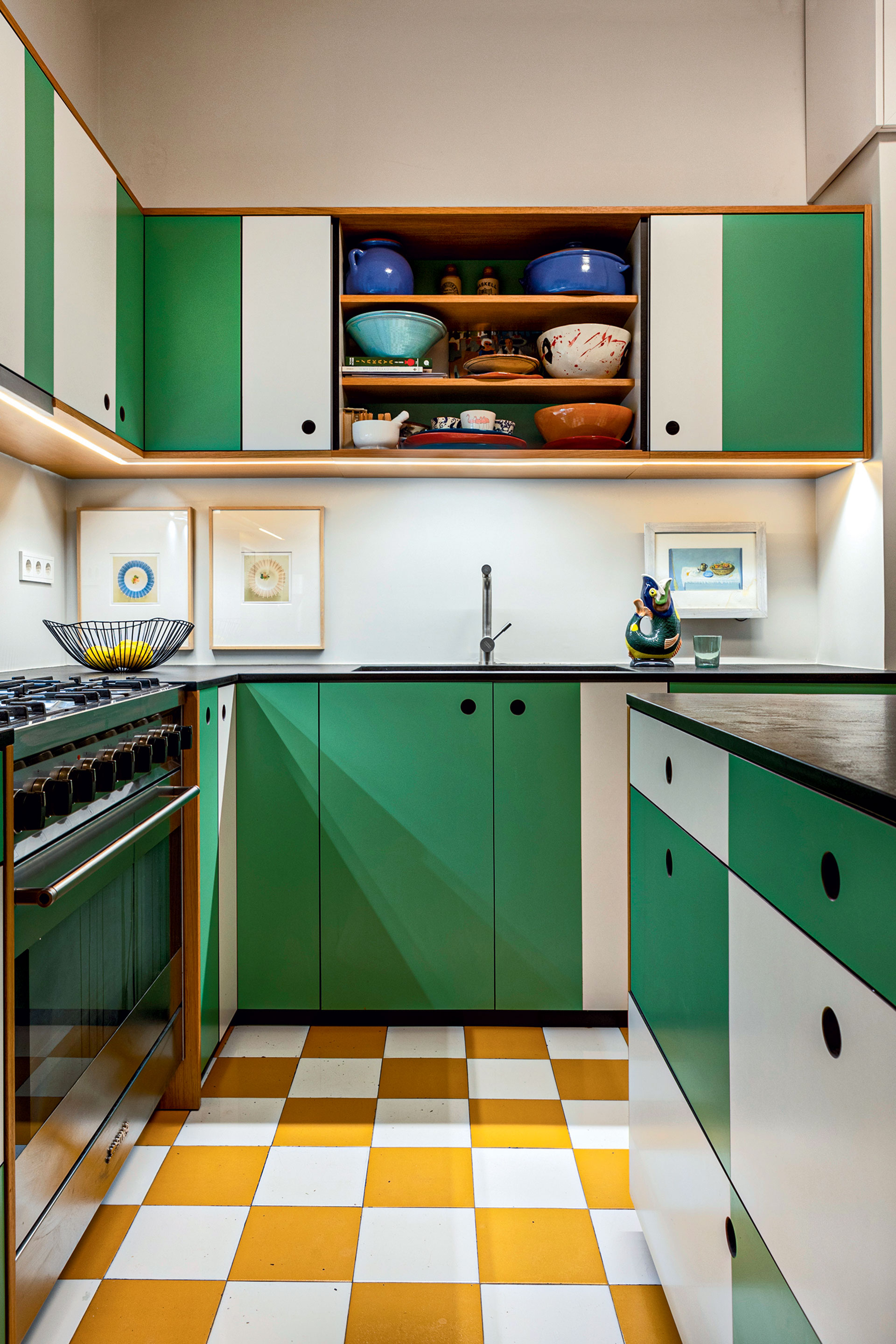 Ένα διαμέρισμα του ’58 ζει τη δεύτερη νιότη του στο κέντρο της Αθήνας-6