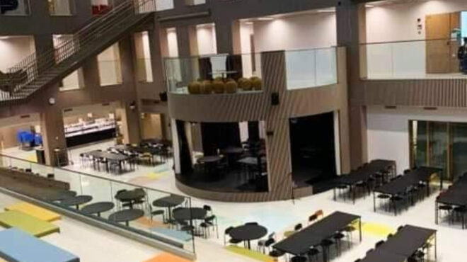 ελλάδα-φινλανδία-μισή-αρχοντιά-δρό-562724293