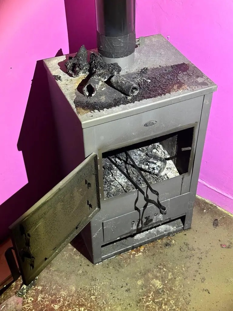 Αγία Βαρβάρα: Βρέθηκε «εργαστήριο» ναρκωτικών – 4 συλλήψεις-1