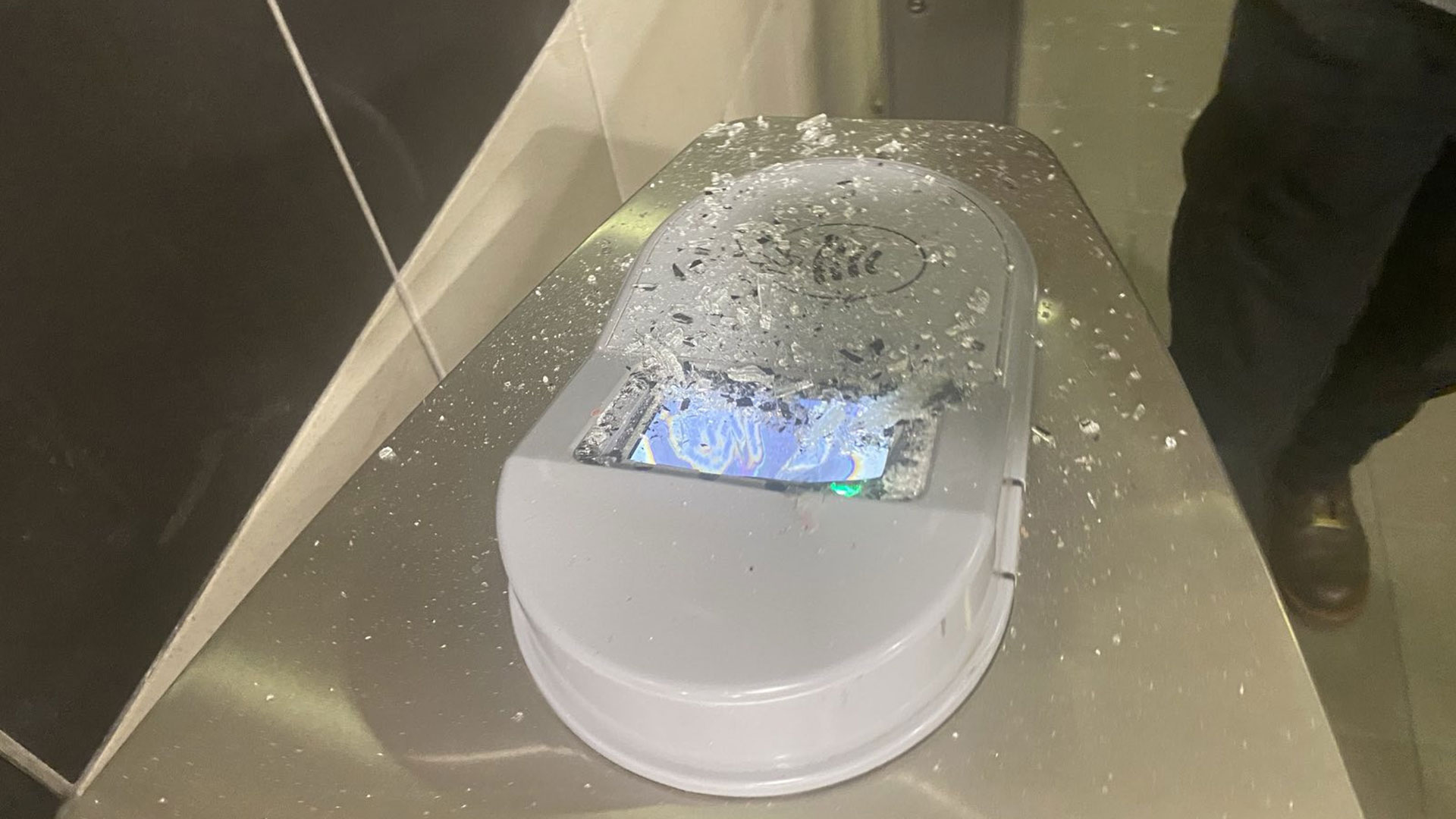 Επεισόδια με χημικά στην πλατεία Βικτωρίας-1