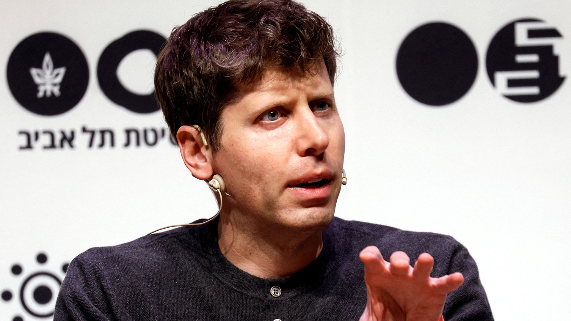 Σαμ Αλτμαν: Τι τρομάζει τον μάγο της Τεχνητής Νοημοσύνης-4