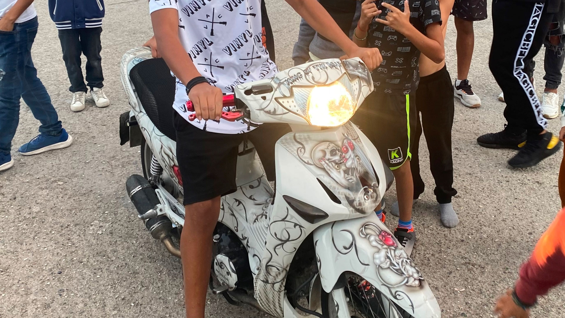 «Δεν έχω δίπλωμα; Γράψε με για αυτό. Μη μου φέρεσαι όμως σαν να είμαι ο χειρότερος εγκληματίας».