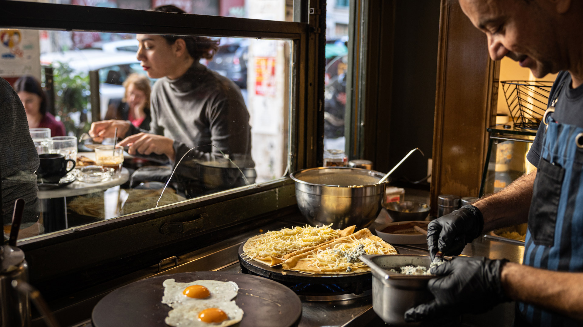 Au Grand Zinc: Η πιο παλιά κρεπερί της Αθήνας βρίσκεται στα Εξάρχεια-4