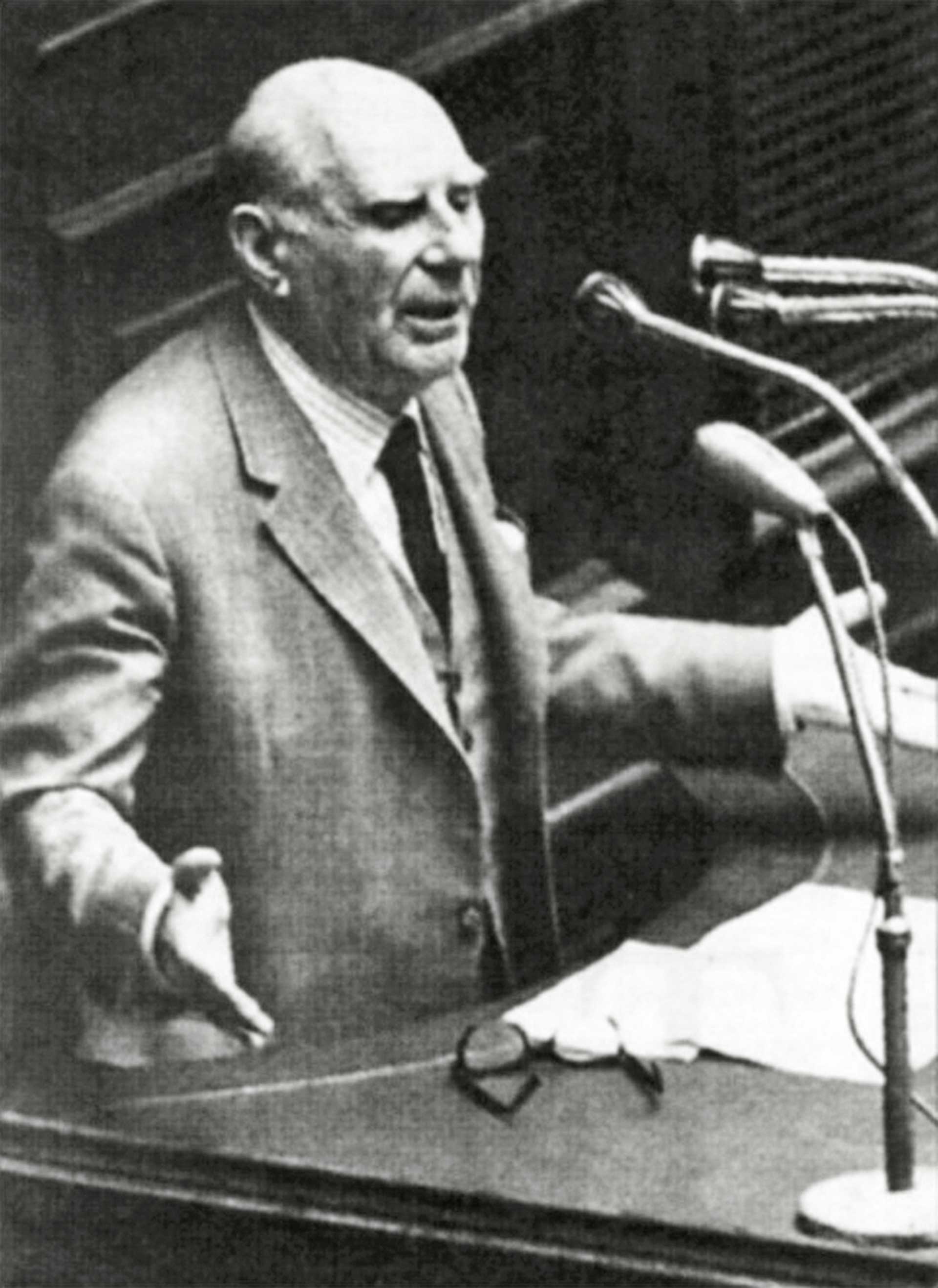 Υπάνθρωποι στο εδώλιο – Μαρτυρίες και καταθέσεις-10