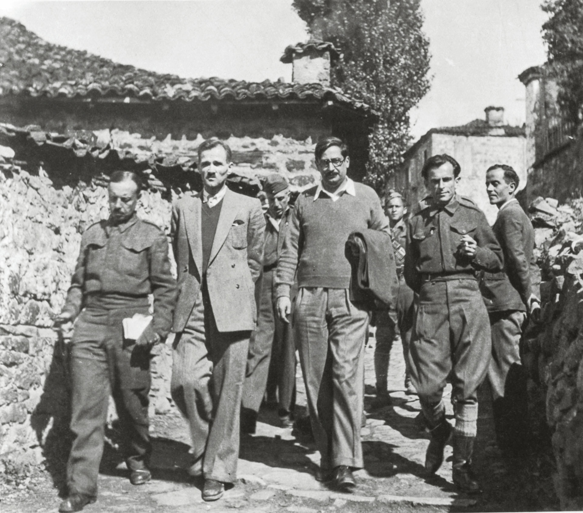 Επέτυχε ή απέτυχε το ΕΑΜ; Συνεντεύξεις στο BBC-12