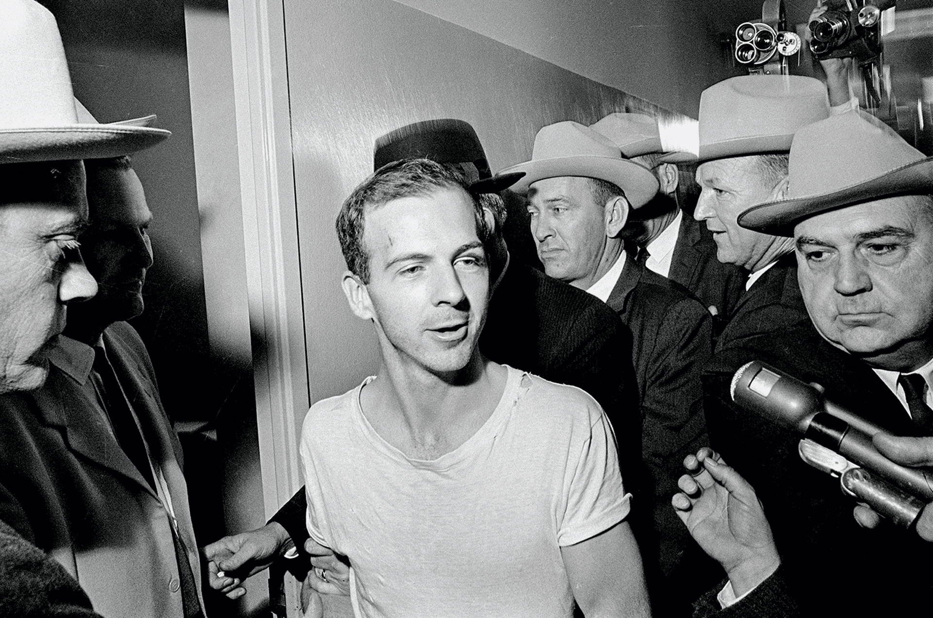 Τζον Κένεντι – Εδολοφονήθη ο πρόεδρος-15