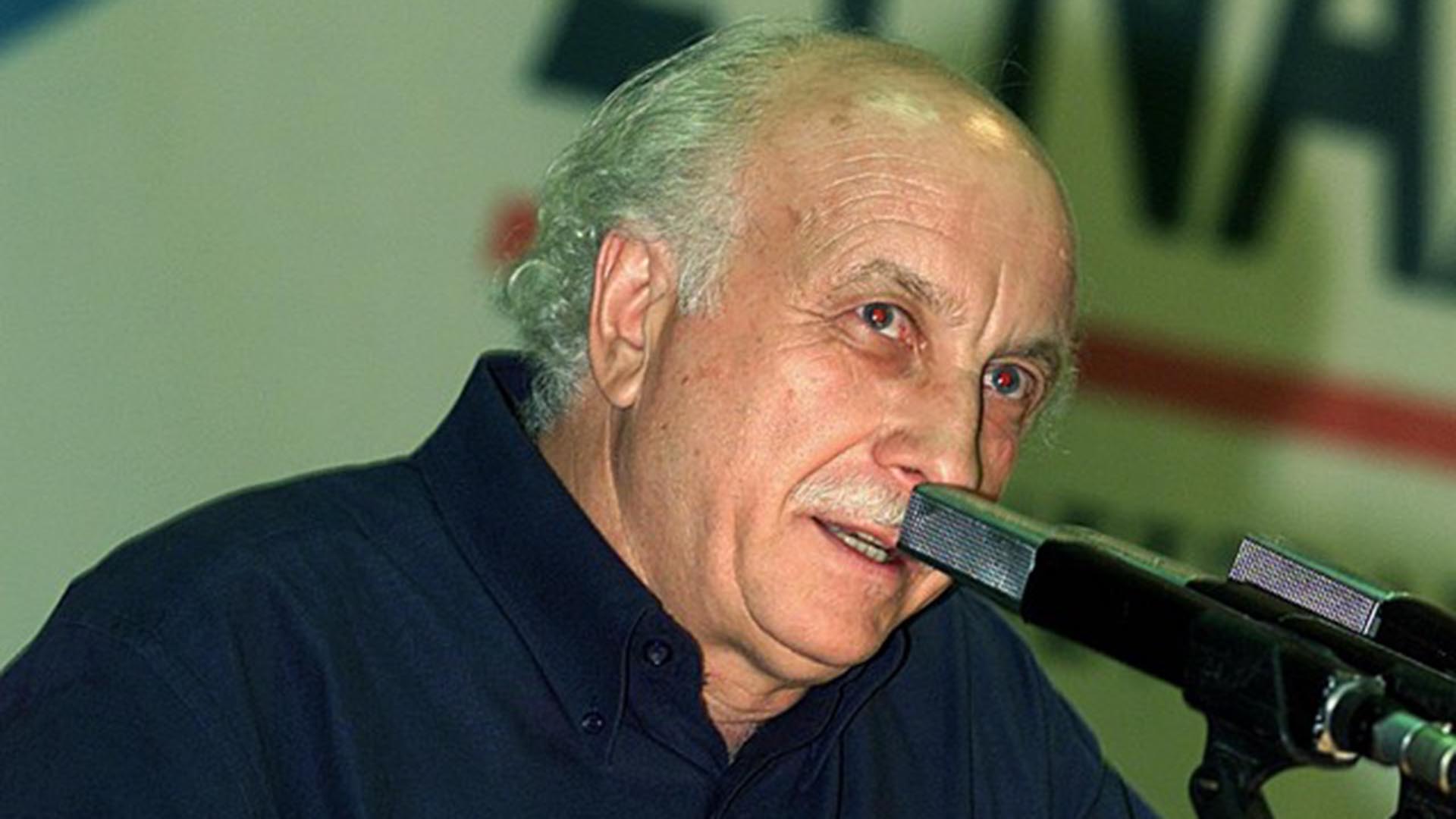 Οι διασπάσεις της Αριστεράς: Από τη μαχαιριά της Βουδαπέστης στον νέο εμφύλιο της Κουμουνδούρου-3