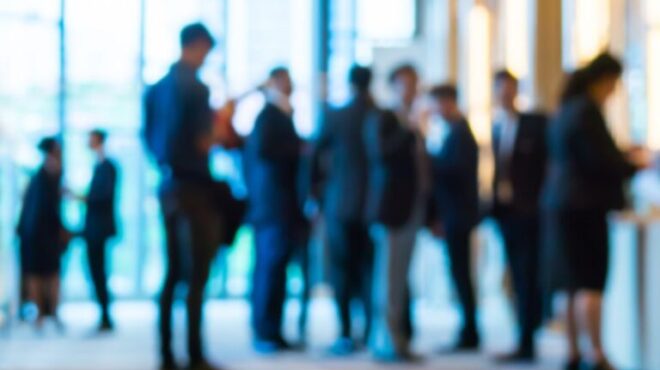 πόσα-άτομα-γνωρίζει-ο-μέσος-άνθρωπος-562737832