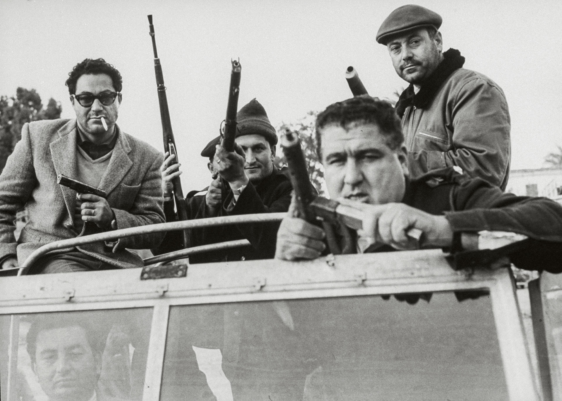 Τεταμένη η κατάστασις – Ματωμένα Χριστούγεννα-9