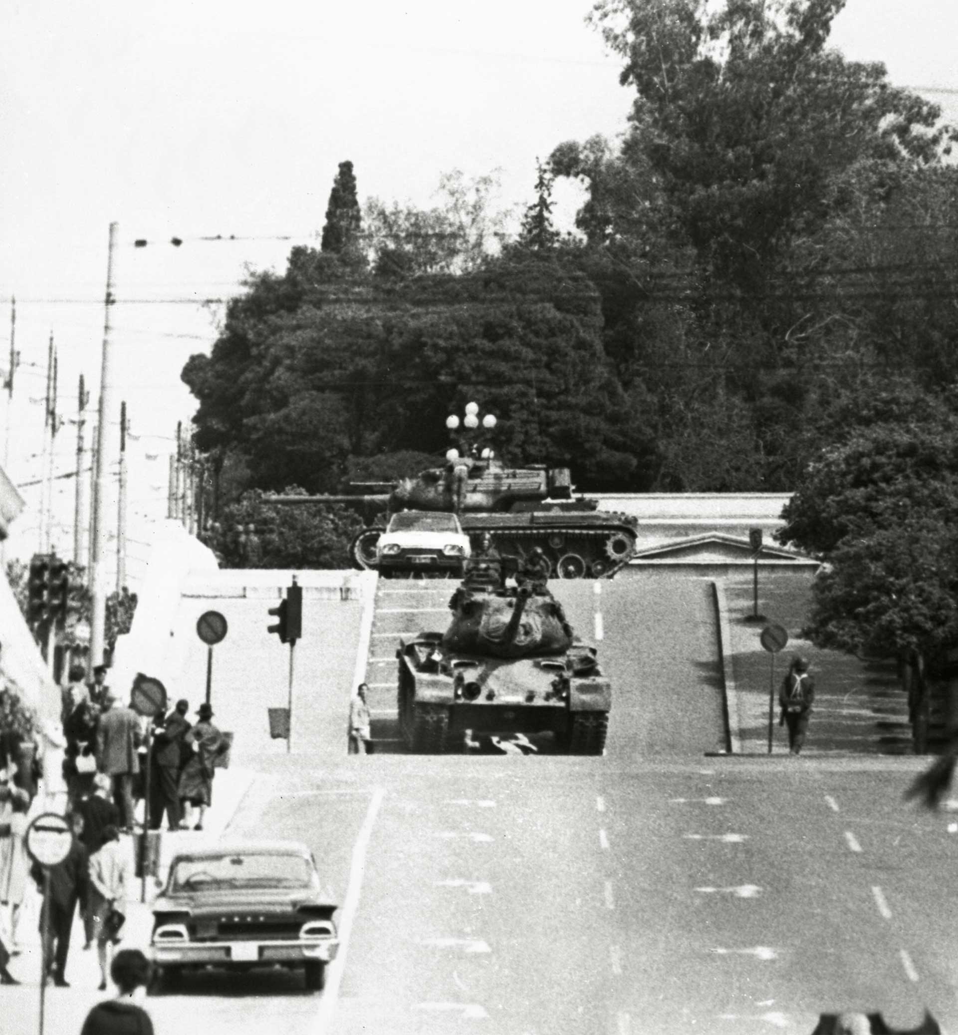 Υπάνθρωποι στο εδώλιο – Μαρτυρίες και καταθέσεις-19