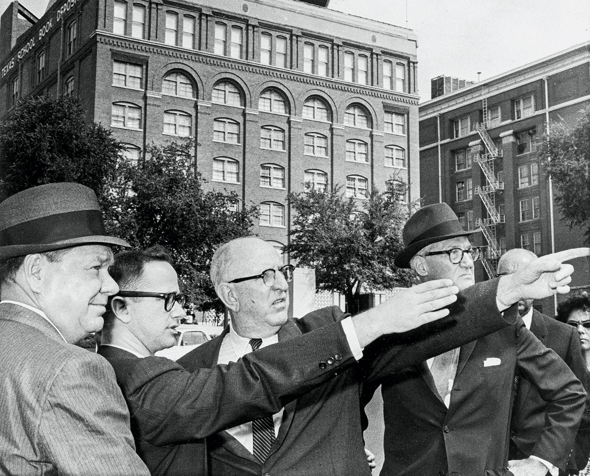 Τζον Κένεντι – Εδολοφονήθη ο πρόεδρος-21