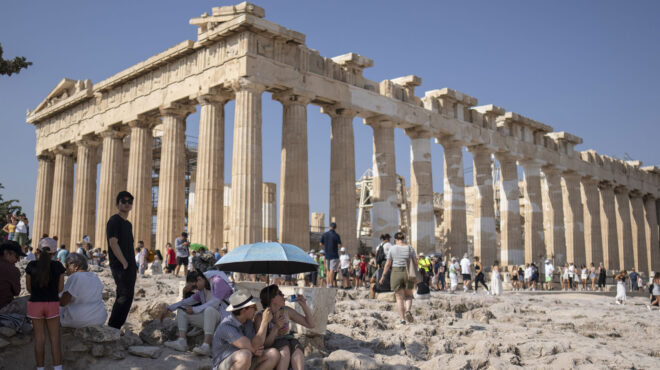 αύξηση-των-ξένων-τουριστών-φέτος-τον-χ-562750453