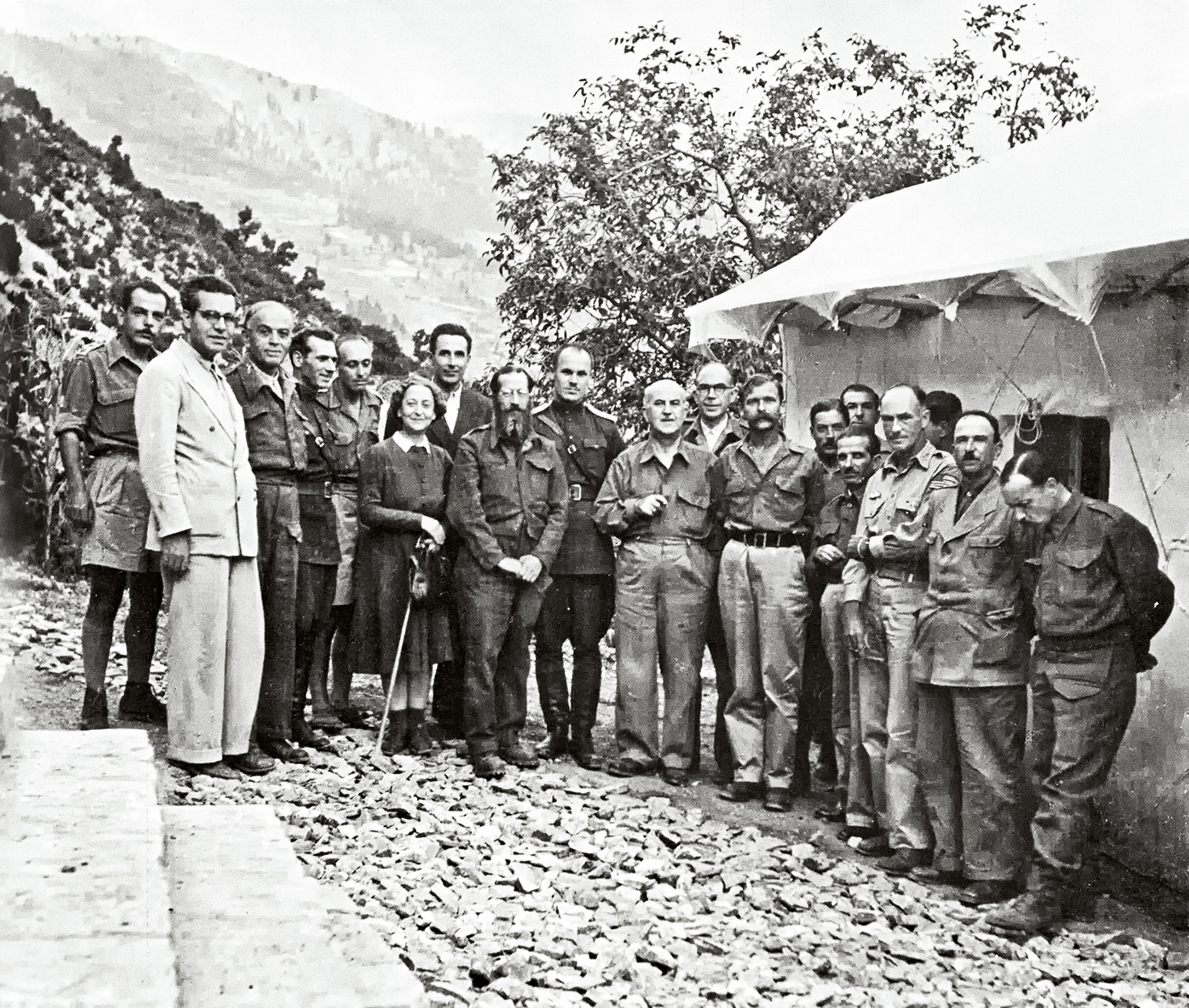 Επέτυχε ή απέτυχε το ΕΑΜ; Συνεντεύξεις στο BBC-25