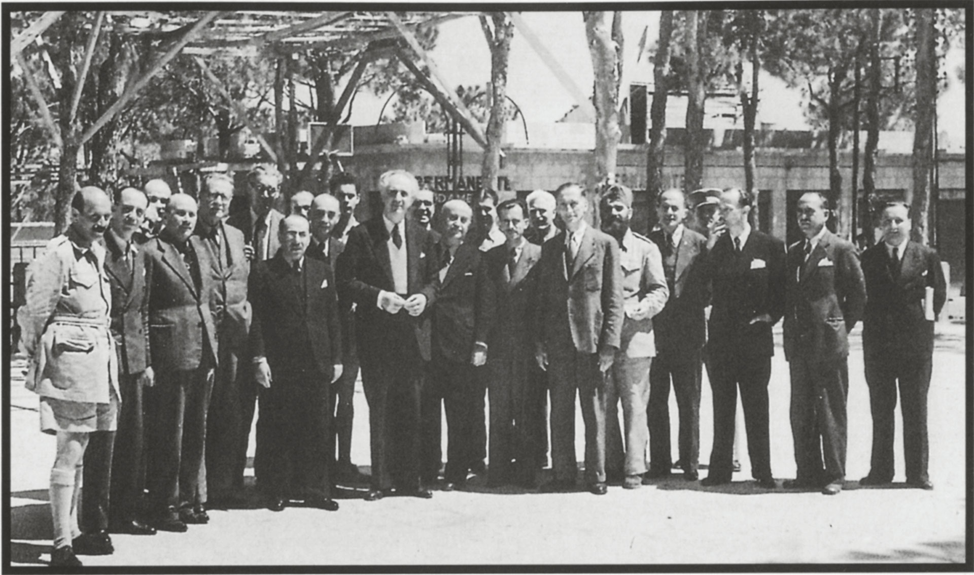 Επέτυχε ή απέτυχε το ΕΑΜ; Συνεντεύξεις στο BBC-26