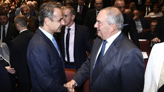 κριτική-από-κ-καραμανλή-στην-ε-ε-χρει-562713835