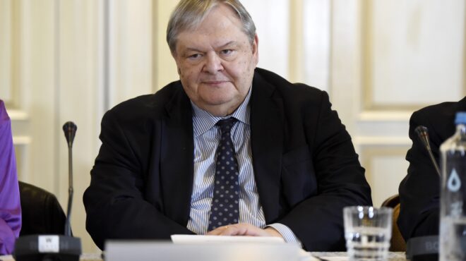 ευάγγελος-βενιζέλος-υποδείξεις-562717948