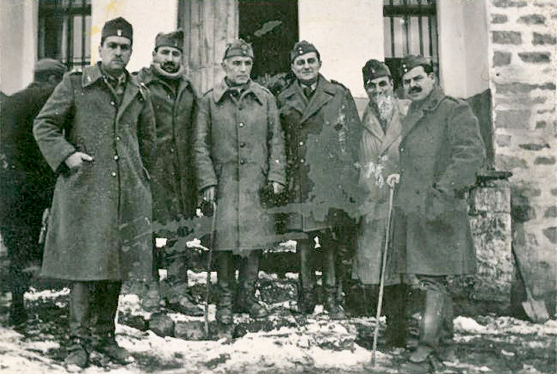 «Έπεσε η Κορυτσά! Έπεσε η Κορυτσά! Τρέχαμε πέρα-δώθε, φωνάζοντας δυνατά και το: Αέρα! Αέρα! Ιταλοί!»-29