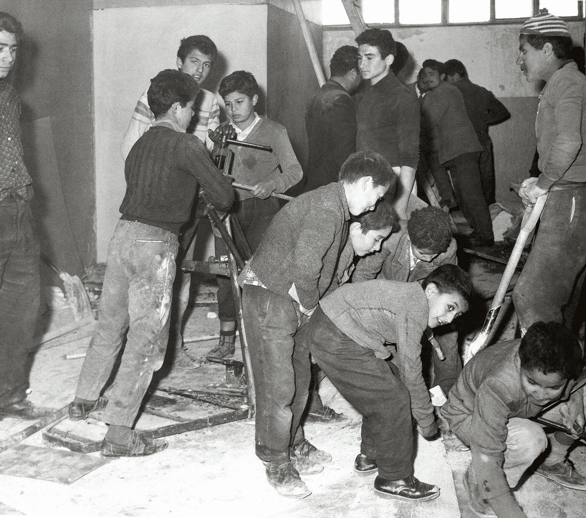 Τεταμένη η κατάστασις – Ματωμένα Χριστούγεννα-19