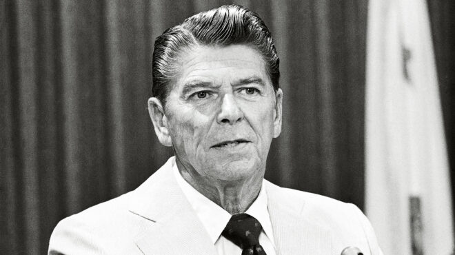 ρόναλντ-ρίγκαν-σύμβολο-ενός-νέου-πο-562754182