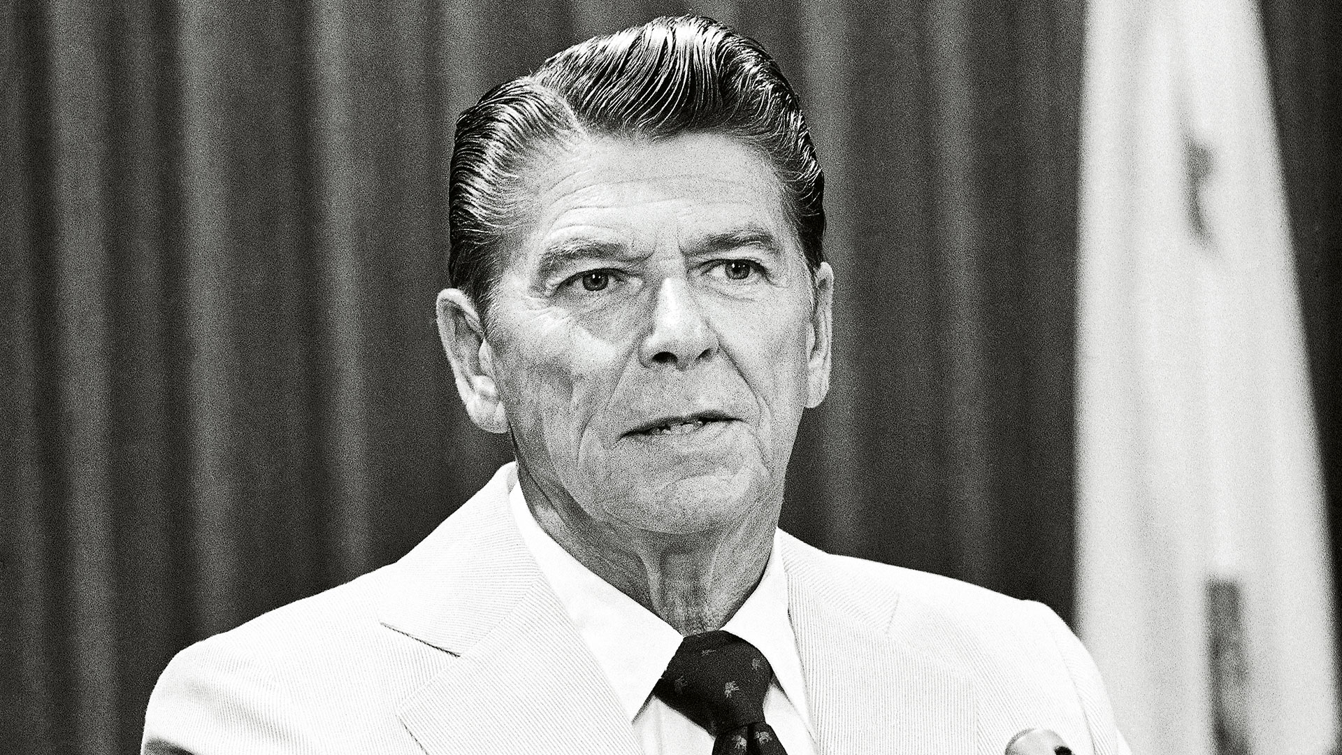 ρόναλντ-ρίγκαν-σύμβολο-ενός-νέου-πο-562754182