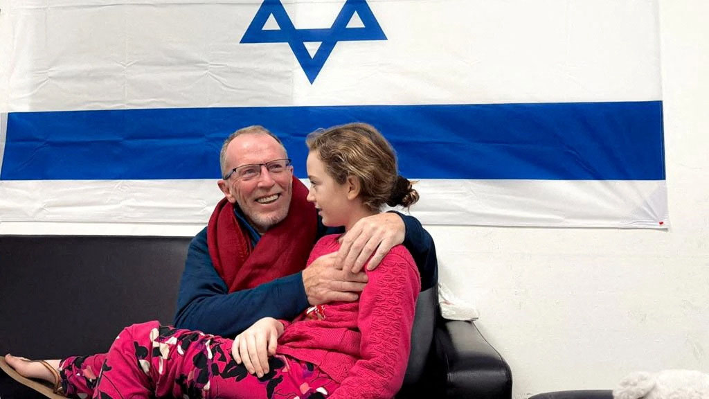 Απελευθερώσεις ομήρων της Χαμάς και Παλαιστίνιων κρατουμένων τη 2η ημέρα εκεχειρίας-4