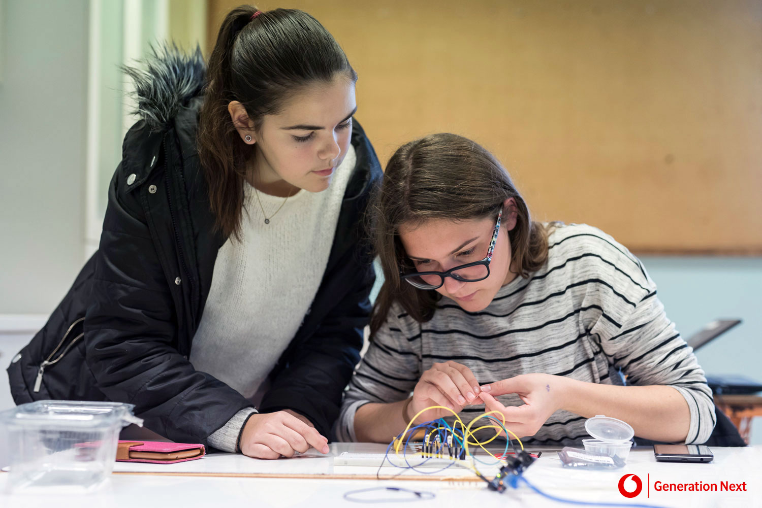 Έρευνα Ιδρύματος Vodafone: Οι γονείς θέλουν εκσυγχρονισμένα σχολεία και ψηφιακές δεξιότητες για τα παιδιά τους-2