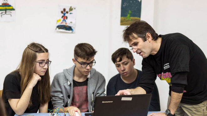 έρευνα-ιδρύματος-vodafone-οι-γονείς-θέλουν-ε-562755682