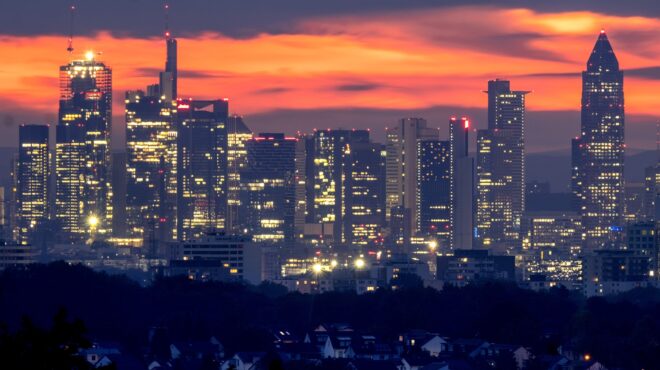 νέα-αναστολή-του-φρένου-χρέους-εξετάζ-562748845