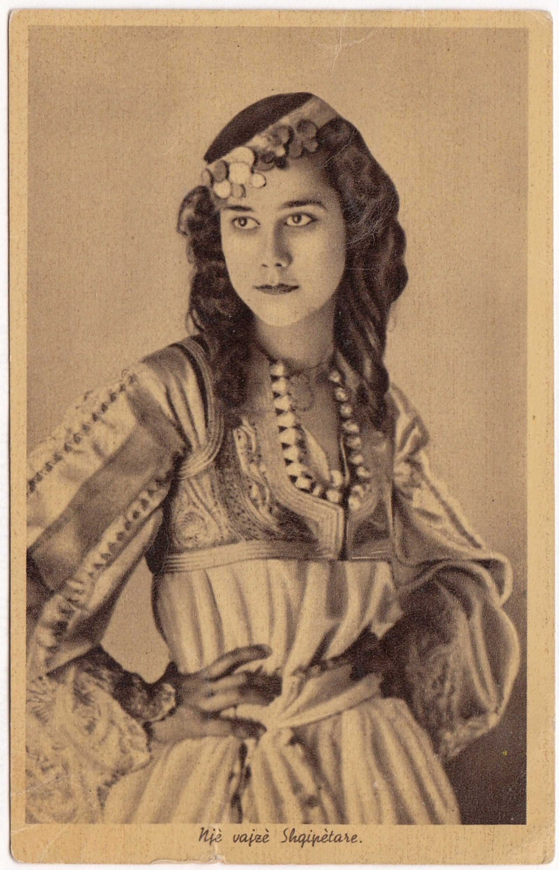 «Hκούσθη βόμβος αεροπλάνων και συγχρόνως εκκρήξεις βομβών, πανδαιμόνιον από φωνάς και κλάματα»-56