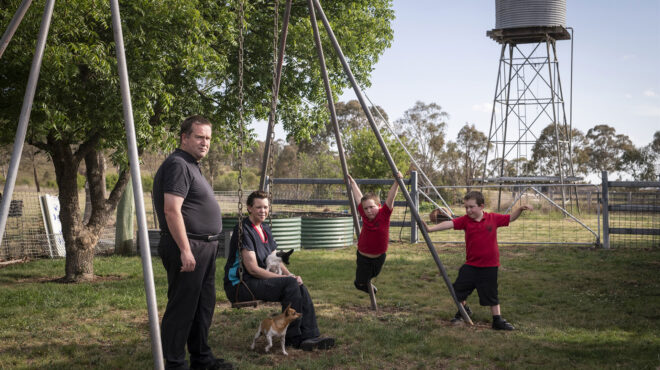 ψηφιακές-αταξίες-παιδιών-ταλαιπωρού-562755376