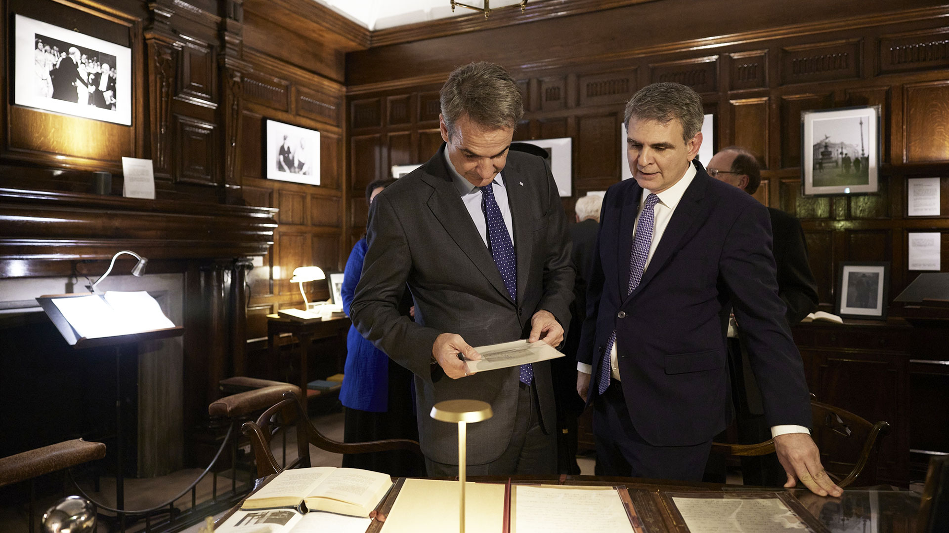 Η Αθήνα και το διπλό «φάουλ» Σούνακ-1