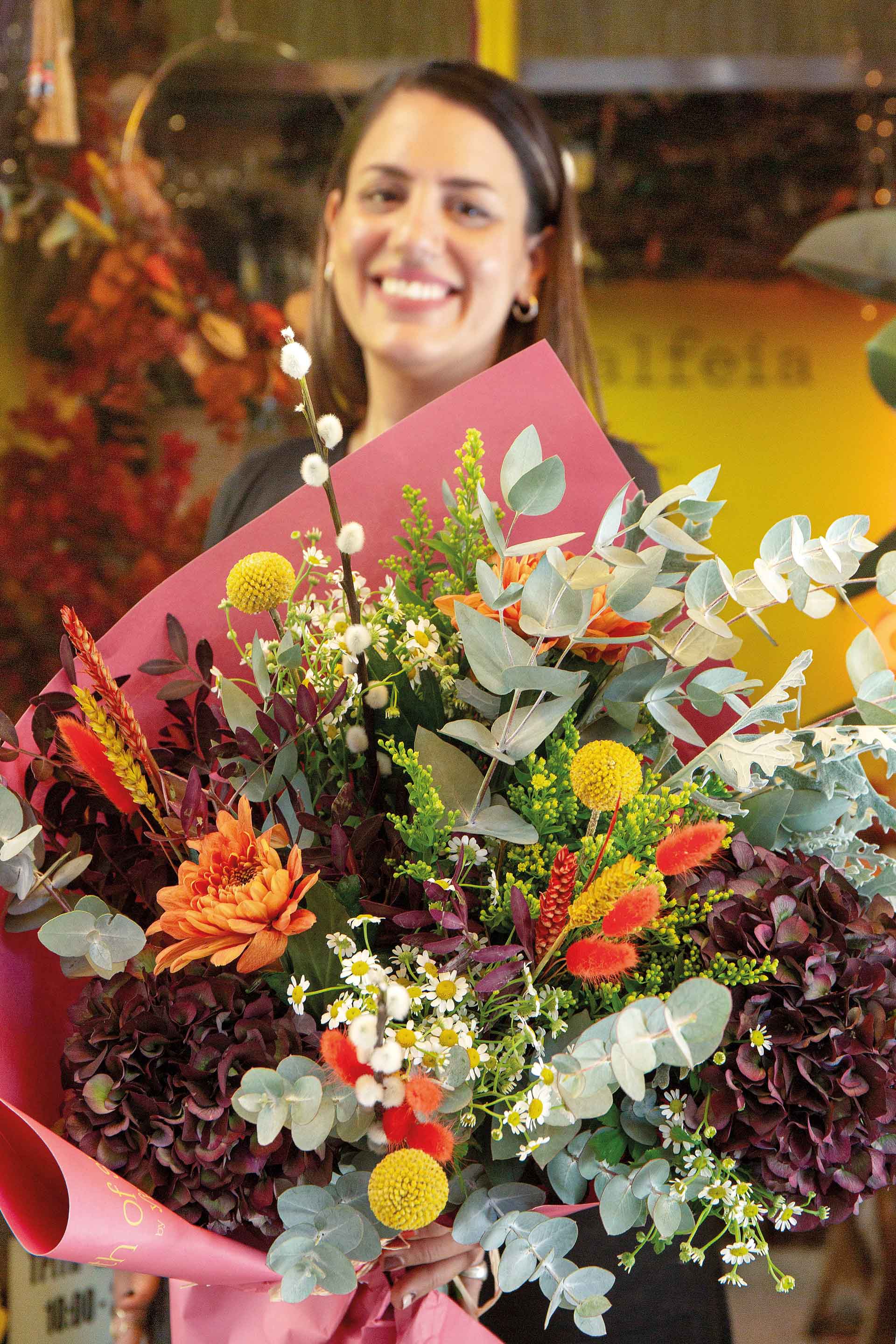 5 αθηναϊκά ανθοπωλεία προτείνουν την τέλεια ανθοδέσμη για το σπίτι-6