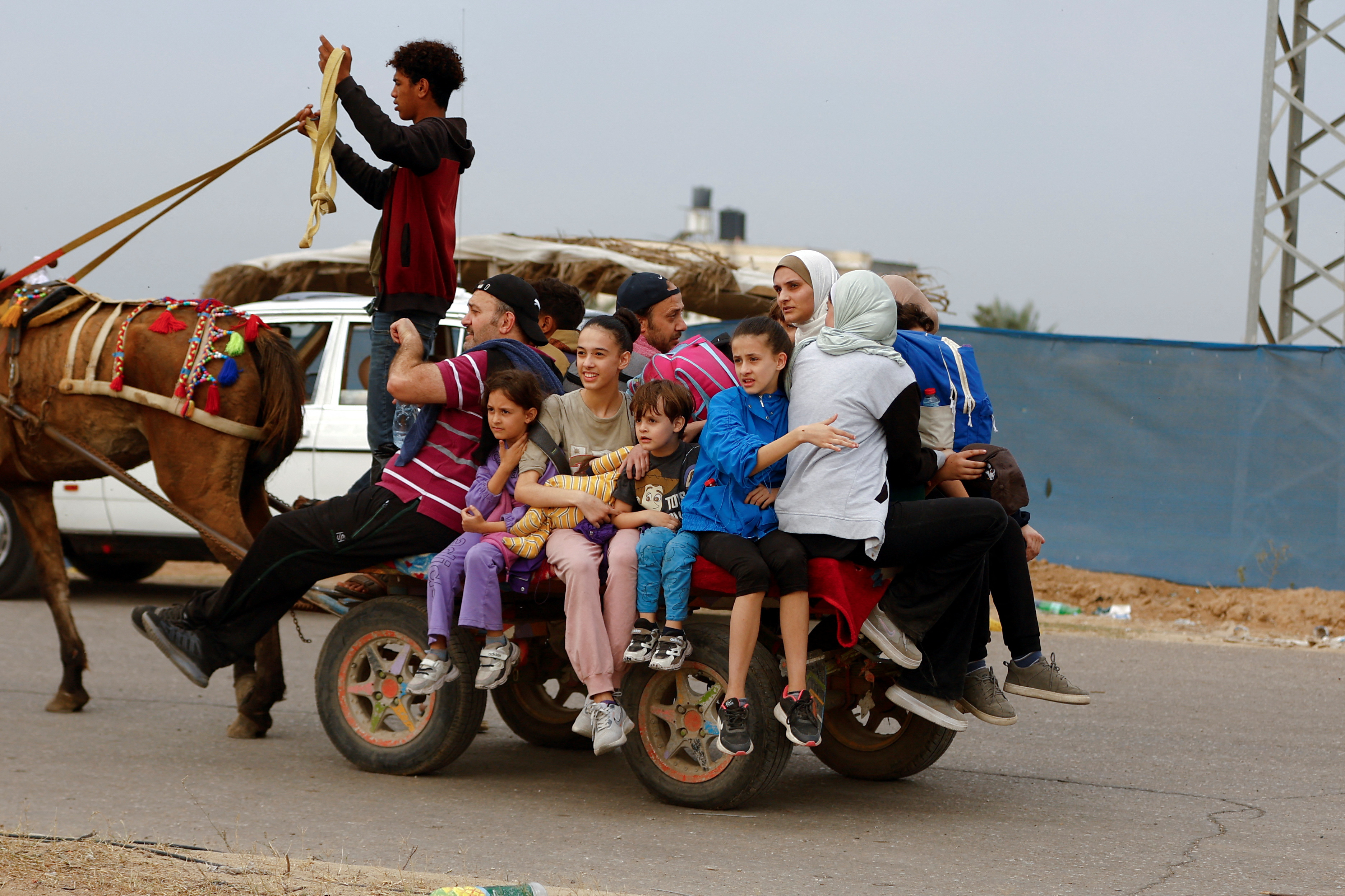 To Ισραήλ «θα επιτρέψει τη μεταφορά καυσίμων στη Γάζα»-1