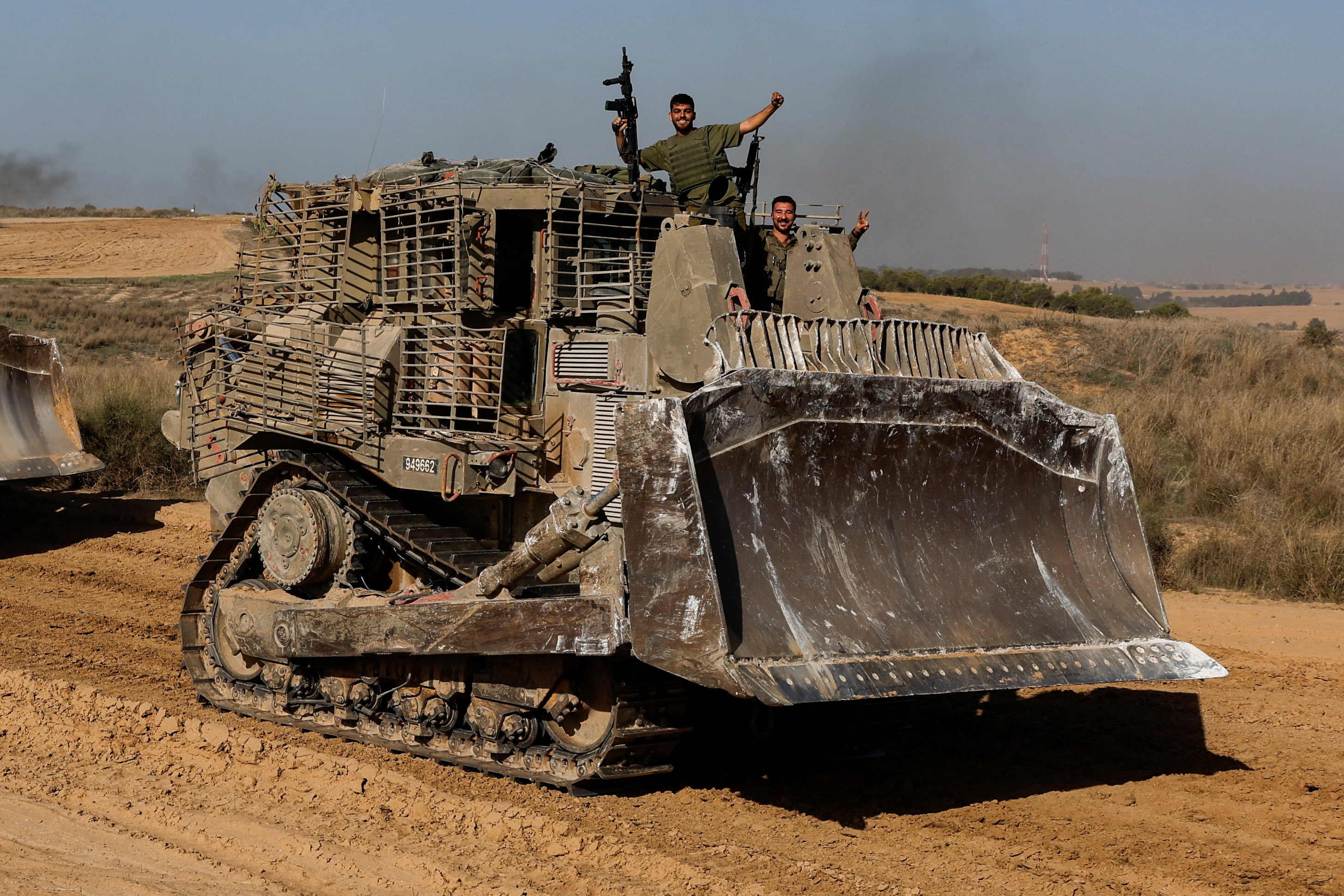 Χωρίς μάχες η Γάζα έπειτα από 48 μέρες: Πώς παρακολουθείται η συμφωνία – Τι αναμένεται σήμερα-1