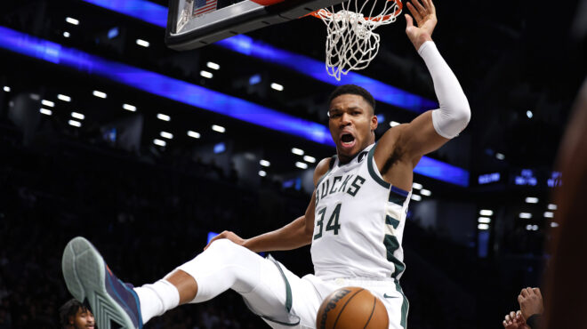 nba-διαστημικός-αντετοκούνμπο-και-νίκ-562714057