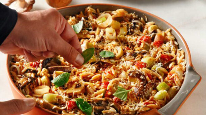 γιουβέτσι-με-πράσα-και-μανιτάρια-562713928