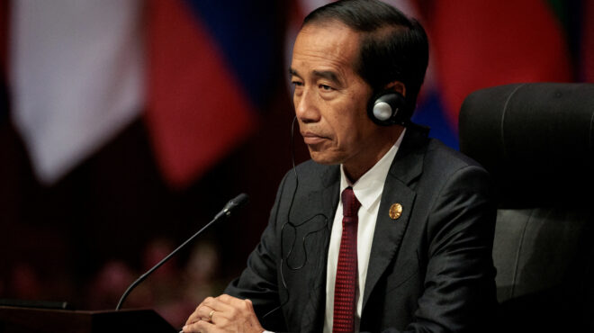 ο-ινδονήσιος-πρόεδρος-καλεί-σε-κατάπα-562725373