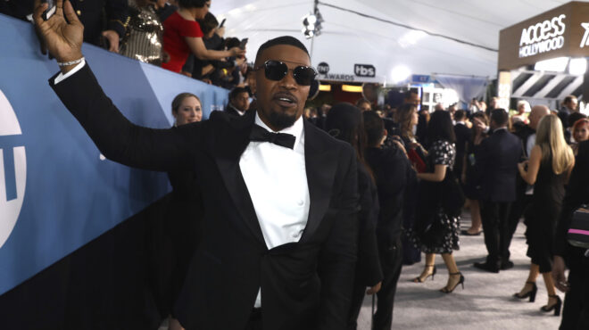 ο-τζέιμι-φοξ-αντιμέτωπος-με-κατηγορία-562744642