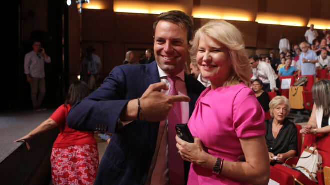 τζάκρη-ναι-στις-διαγραφές-kάποιοι-562703272