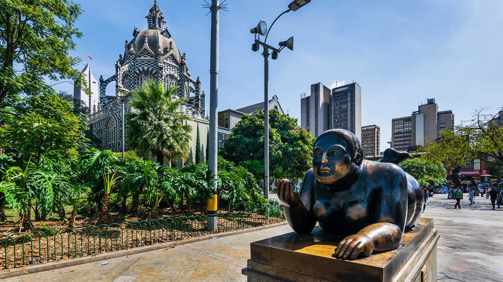 Μεδεγίν: Η πόλη του Pablo Escobar και της αιώνιας άνοιξης-3