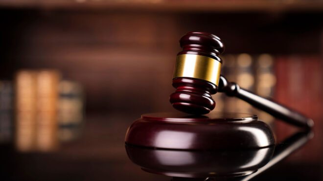 στα-δικαστήρια-για-τις-περικοπές-στις-562737256