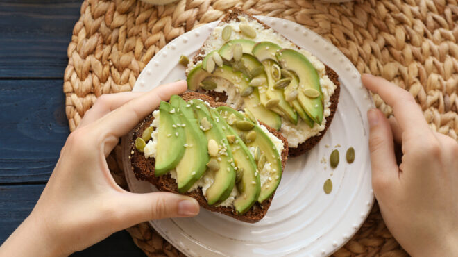 8-χορταστικές-τροφές-για-να-αποφεύγετε-562748155