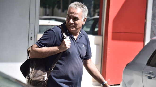 σκουρλέτης-ο-κασσελάκης-μετατοπίζε-562727869