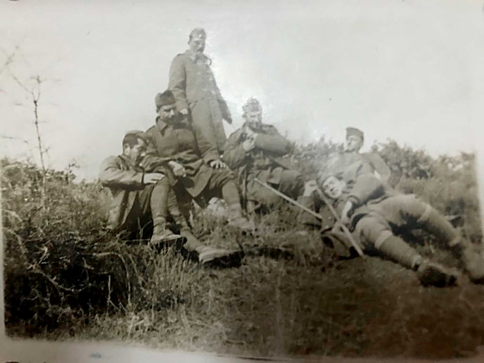 «Hκούσθη βόμβος αεροπλάνων και συγχρόνως εκκρήξεις βομβών, πανδαιμόνιον από φωνάς και κλάματα»-45