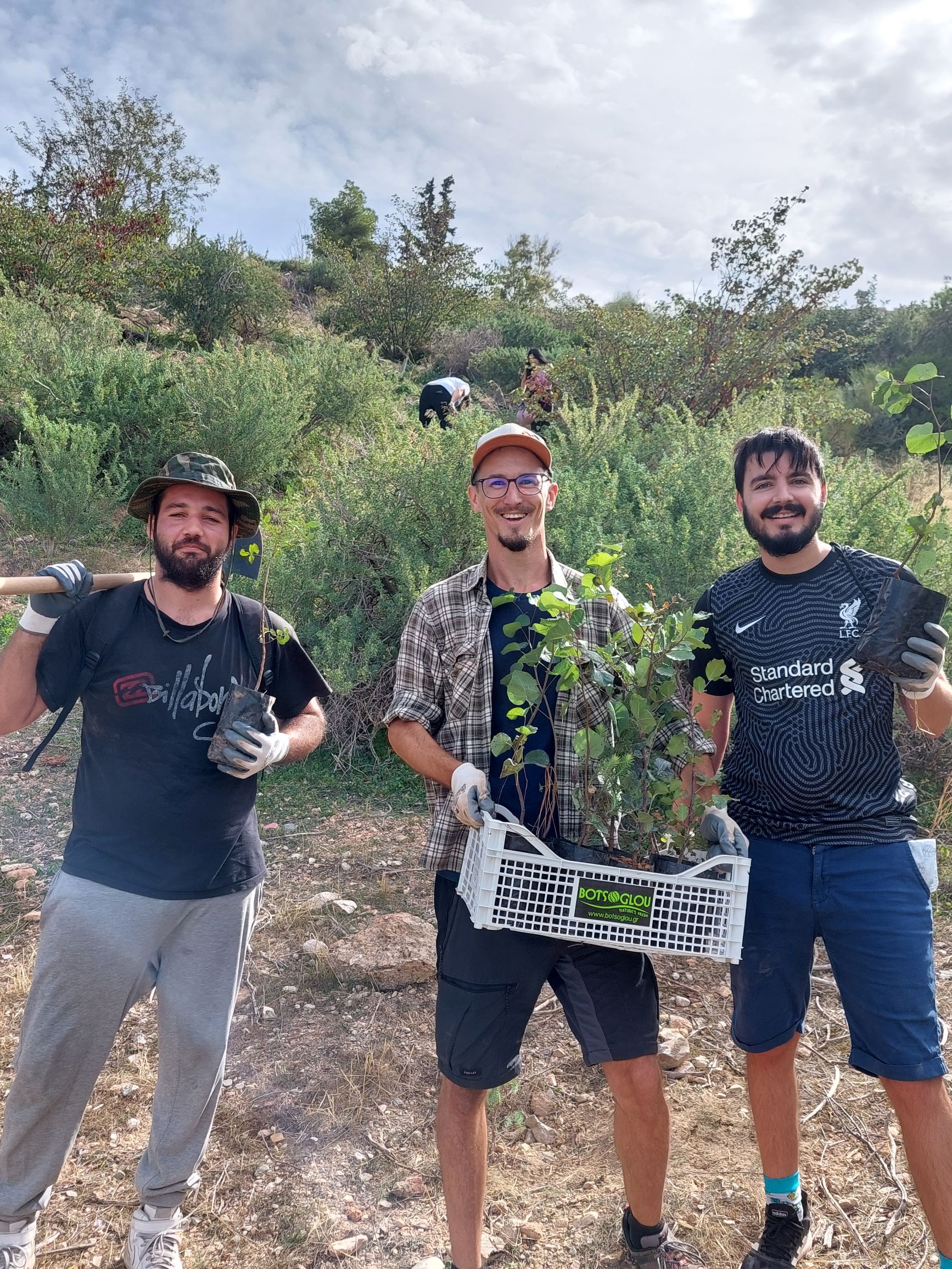 Η Teleperformance Greece δίνει ζωή στον Υμηττό φυτεύοντας 1.000 δέντρα-1