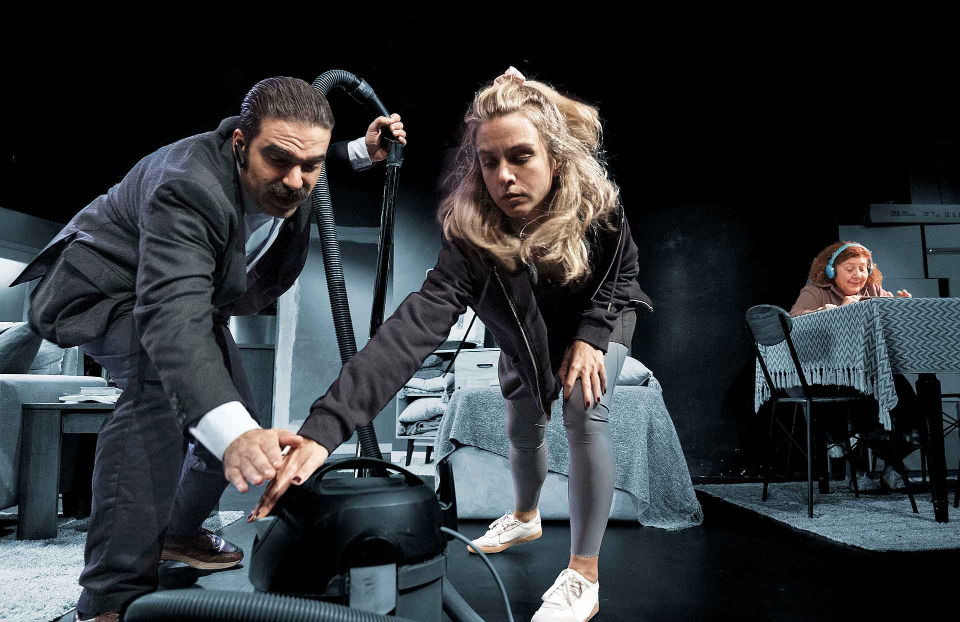 Γιωργή Τσουρή, πώς τρεις παραστάσεις γίνονται sold out;-1